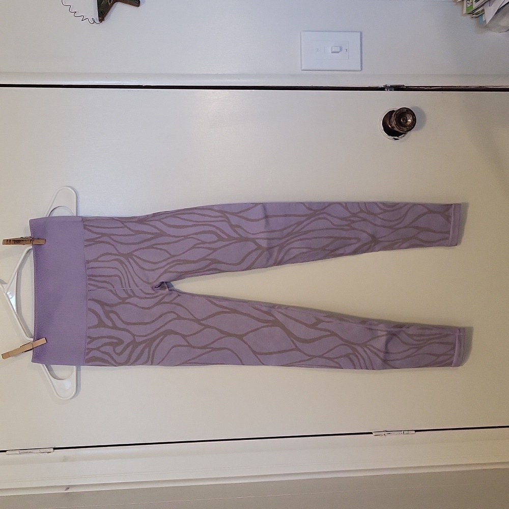 NWT Fabletics High waisted seamless leggings